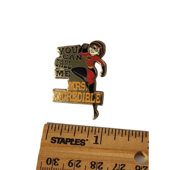 2018‎ Disney Pin Pixar The Incredibles "You Can Call Me Mrs. Incredible" - Picture 2 of 4